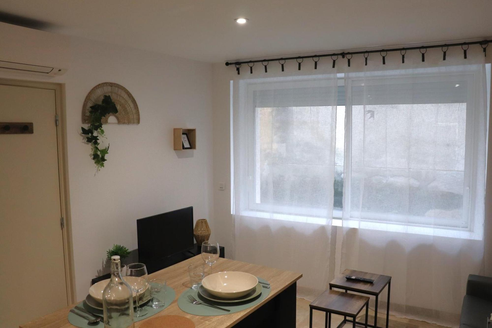 Superbes Appartements Modernes Et Neufs Bagnols-sur-Cèze Εξωτερικό φωτογραφία